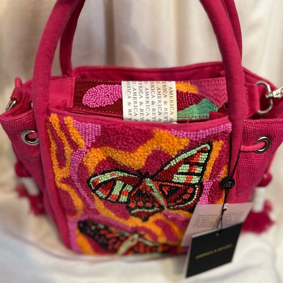 🦋🩷America & Beyond Vibrant Pink Beaded Butterfly Tote Bag🦋🩷NWT - Picture 7 of 16